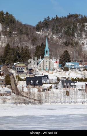 Kanada, Quebec Provinz, Mauricie region, Shawinigan und Umgebung, Grandes-Piles Dorf am Ufer des Flusses Saint-Maurice Stockfoto