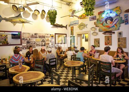 Kolumbien, Bolivar Abteilung, Cartagena, als Weltkulturerbe von der UNESCO, La Mulata Restaurant in der alten kolonialen Stadt aufgeführt Stockfoto