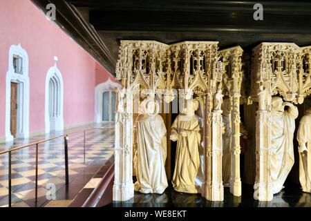 Frankreich, Cote d'Or, Dijon, Bereich, ein UNESCO Weltkulturerbe, Musée des Beaux-Arts (Museum der schönen Künste) im ehemaligen Palast der Herzöge von Burgund, Trauernde von den Gräbern der Herzöge von Burgund Stockfoto