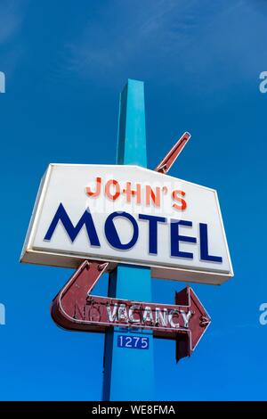 Kanada, Provinz New Brunswick, Chaleur Region, Beresford, John's Motel, Retro Design Zeichen Stockfoto