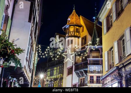 Frankreich, Haut Rhin, Colmar, Rue des Marchands, Pfister Haus, Weihnachtsbeleuchtung Stockfoto