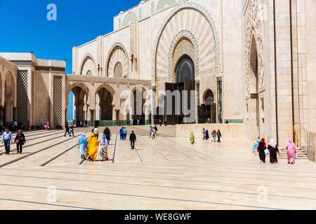 Marokko, Casablanca, den Vorplatz der Moschee Hassan II Stockfoto