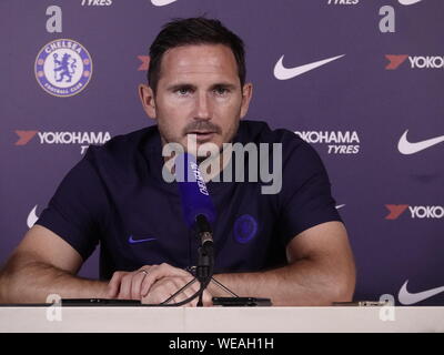 Cobham, Großbritannien. 30 Aug, 2019. Cobham, Surrey, UK.,. Frank Lampard Chelsea Football Club Manager die Medien über Chelsea Premier League Spiel gegen Sheffield United FC an der Stamford Bridge am Samstag. 31 st. August, 2019 Credit: Motofoto/Alamy leben Nachrichten Stockfoto