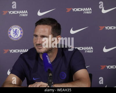 Cobham, Großbritannien. 30 Aug, 2019. Cobham, Surrey, UK.,. Frank Lampard Chelsea Football Club Manager die Medien über Chelsea Premier League Spiel gegen Sheffield United FC an der Stamford Bridge am Samstag. 31 st. August, 2019 Credit: Motofoto/Alamy leben Nachrichten Stockfoto