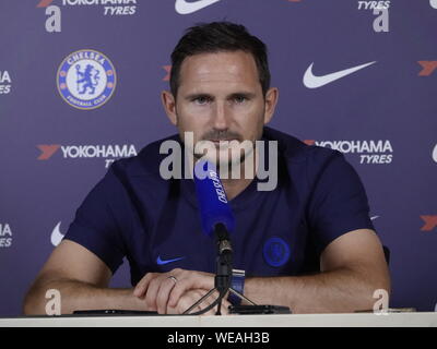 Cobham, Großbritannien. 30 Aug, 2019. Cobham, Surrey, UK.,. Frank Lampard Chelsea Football Club Manager die Medien über Chelsea Premier League Spiel gegen Sheffield United FC an der Stamford Bridge am Samstag. 31 st. August, 2019 Credit: Motofoto/Alamy leben Nachrichten Stockfoto