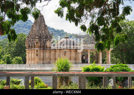 Raknapur, Indien, 9,2007; eine der größten und schönsten Gebäude der Jainismus in der Welt Stockfoto