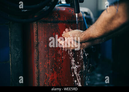 Auto waschen in Beirut station Stockfoto