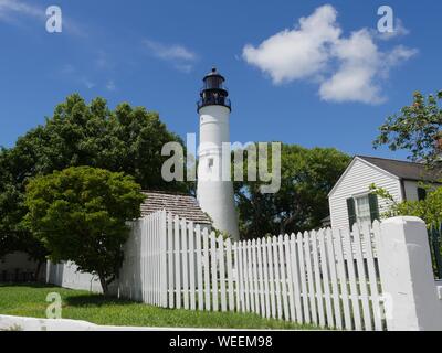 Der Key West Lighthouse und Viertel der Keeper. Der Leuchtturm ist eine historische Attraktion in Key West, Florida. Stockfoto
