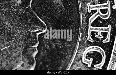 Detailansicht der Vorderseite der neuen britischen eine Münze, die von Jody Clark Stockfoto