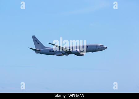 Bournemouth, UK. 30. August 2019. P-8A Poseidon Überwachungsflugzeuge-Boeing Flugzeug speziell für die US Navy entwickelt und von der Boeing 737-800 geändert hat früher bei Bournemouth Air Festival Fliegen mit seiner Spannweite von fast 40 Metern, durch zwei Turbo fans angetrieben. Credit: Carolyn Jenkins/Alamy leben Nachrichten Stockfoto