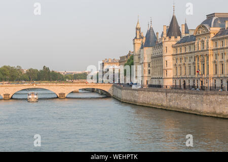 Seine, Île de la Cité, Pont au Change, Paris, Frankreich Stockfoto