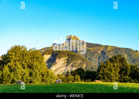 Blick auf den Schafberg von Sankt Wolfgang im Salzkammergut, Mondsee, Oberösterreich (oberosterreich),, Salzburg. Stockfoto