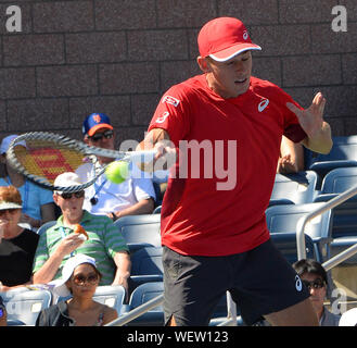 New York Flushing Meadows US Open 2019 30/08/19 Tag 5 Alex de Minaur (AUS) in der dritten Runde Foto Anne Parker International Sport Fotos Ltd/Alamy leben Nachrichten Stockfoto