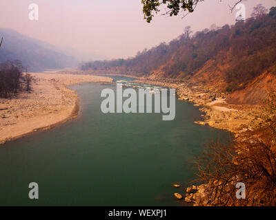 Sarda Fluss aus dem Weg gesehen, Chuka Dorf, beschrieben durch Jim Corbett in der Menschenfresser von Kumaon Buch, Tanakpur, Uttarakhand, Indien Stockfoto