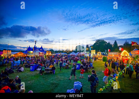 Dorset, Großbritannien. Freitag, 30 August, 2019. Blick auf das Jahr 2019 Ende der Straße Festival. Foto: Roger Garfield/Alamy leben Nachrichten Stockfoto