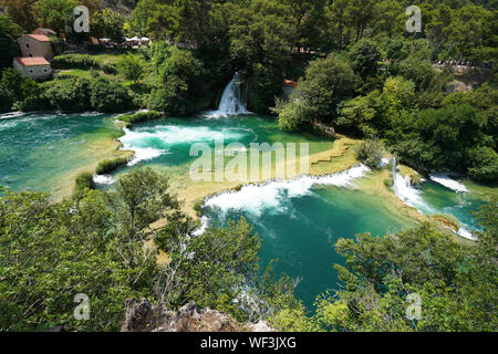 Schöne Wasserfälle von Krka, Nationalpark Krka, Kroatien, Europa Stockfoto