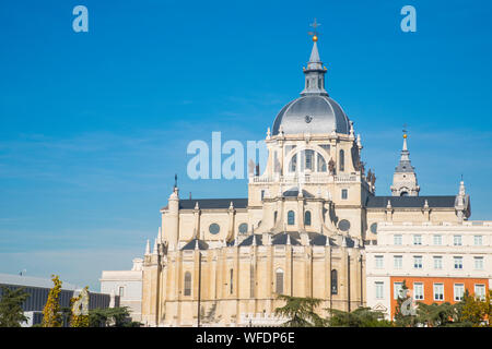 Almudena Kathedrale von Las Vistillas. Madrid, Spanien. Stockfoto