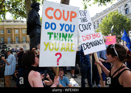 Whitehall, London, UK. 31. August 2019. Protest gegen die proroguing des Parlaments von Boris Johnson. Quelle: Matthew Chattle/Alamy leben Nachrichten Stockfoto