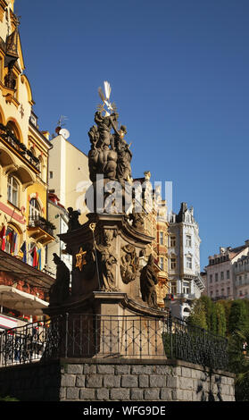 Spalte der Heiligen Dreifaltigkeit - Pestsäule in Karlsbad. Böhmen. Der Tschechischen Republik Stockfoto