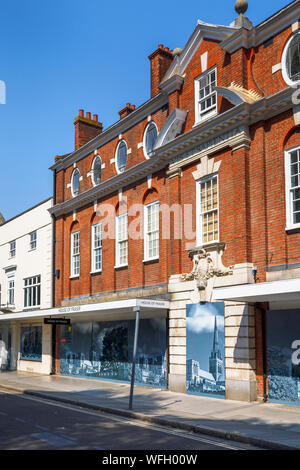 Geschlossen, bestieg, House of Fraser Department Store, St Georges House, West Street, Chichester, Hauptstadt der Grafschaft West Sussex, South Coast, England, Grossbritannien Stockfoto
