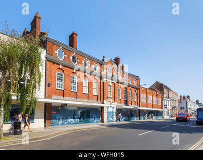 Geschlossen, bestieg, House of Fraser Department Store, St Georges House, West Street, Chichester, Hauptstadt der Grafschaft West Sussex, South Coast, England, Grossbritannien Stockfoto