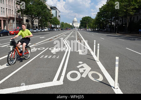 Fahrradwege an der Pennsylvania Avenue, Washington, DC, USA Stockfoto