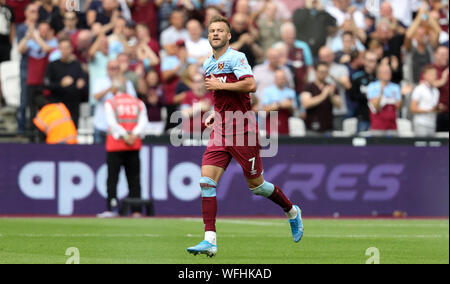 West Ham United Andriy Yarmolenko feiert zweiten Ziel seiner Seite des Spiels zählen während der Premier League Match an der London Stadium, London. Stockfoto