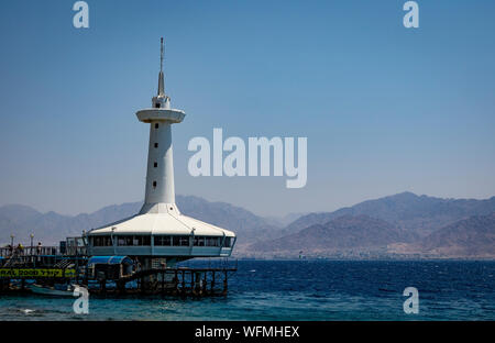 Eilat, Israel - 27.August 2019: Auf einer klaren sonnigen Tag fotografiert, das unterwasserobservatorium Marine Park ist eine der wichtigsten touristischen Attraktionen von Stockfoto