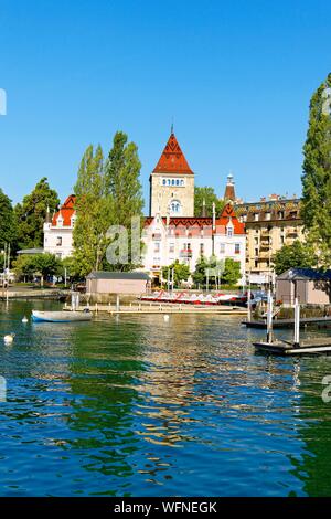 Schweiz, Kanton Waadt, Lausanne, Ouchy, Genfer See (Lac Leman), Ouchy Castle hotel und Marina Genfer See Stockfoto