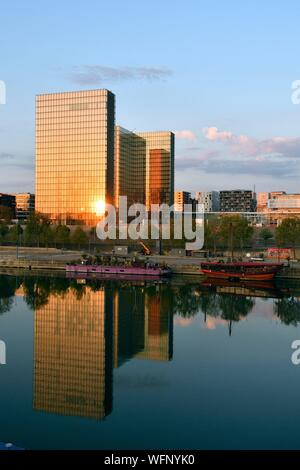 Frankreich, Paris, die Ufer der Seine, Bibliotheque Nationale de France (Französische Nationalbibliothek) von Architekt Dominique Perrault Stockfoto