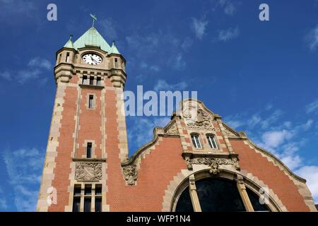 Frankreich, Haut Rhin, Colmar, Bahnhof aus dem Jahr 1906, die Fassade Stockfoto