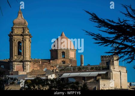 Italien, Sizilien, Erice, mittelalterliche Stadt über Trapani, San Giuliano Kirche Stockfoto