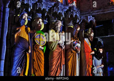 Frankreich, Eure et Loir, Chartres, Kathedrale Notre Dame als Weltkulturerbe von der UNESCO, Illuminationen in Chartres en Lumières, North Gate Stockfoto