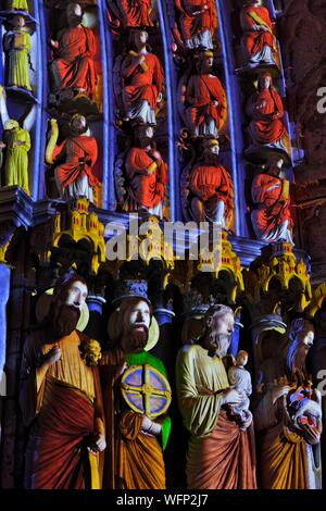 Frankreich, Eure et Loir, Chartres, Kathedrale Notre Dame als Weltkulturerbe von der UNESCO, Illuminationen in Chartres en Lumières, North Gate Stockfoto