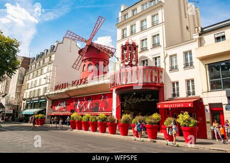 Frankreich, Paris, 18. Arrondissement, Boulevard de Clichy, Moulin Rouge (Moulin Rouge, eingetragenes Warenzeichen, Genehmigung vor jeder Veröffentlichung erforderlich) Stockfoto