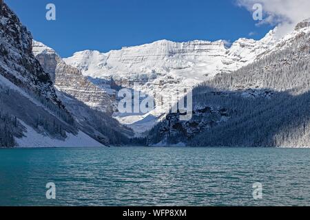 Kanada, Alberta, Kanadischen Rocky Mountains als UNESCO-Weltkulturerbe, Banff National Park, Lake Louise und Mount Victoria (3.464 m) Stockfoto