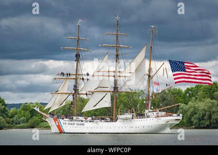 Frankreich, Seine Maritime, Rouen Armada, die Armada von Rouen 2019 Auf der Seine, die USCGC Adler, 3-Mast Bark, Ausbildung der United States Coast Guard Stockfoto