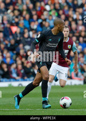 31. August 2019; Turf Moor, Burnley, Lanchashire, England; Fußball der englischen Premier League, Burnley gegen Liverpool; Fabinho von Liverpool - Streng redaktionelle Verwendung. Keine Verwendung mit nicht autorisierten Audio-, Video-, Daten-, Spielpläne, Verein/liga Logos oder "live" Dienstleistungen. On-line-in-Match mit 120 Bildern beschränkt, kein Video-Emulation. Keine Verwendung in Wetten, Spiele oder einzelne Verein/Liga/player Publikationen Stockfoto