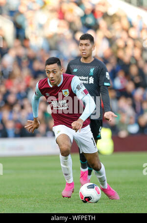 31. August 2019; Turf Moor, Burnley, Lanchashire, England; Fußball der englischen Premier League, Burnley gegen Liverpool; Dwight McNeil von Burnley - Streng redaktionelle Verwendung. Keine Verwendung mit nicht autorisierten Audio-, Video-, Daten-, Spielpläne, Verein/liga Logos oder "live" Dienstleistungen. On-line-in-Match mit 120 Bildern beschränkt, kein Video-Emulation. Keine Verwendung in Wetten, Spiele oder einzelne Verein/Liga/player Publikationen Stockfoto