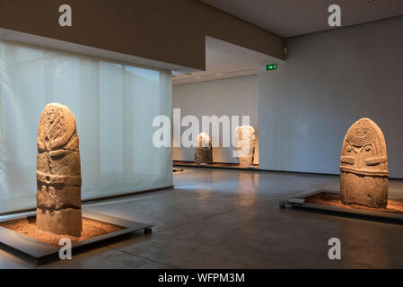 Frankreich, Aveyron, Rodez, Fenaille Museum, Museum von Frankreich, Statue-menhir Galerie, Menhir Statuen, La Dame de Saint Sernin (die Dame von Saint Sernin), Meisterwerk der neolithischen Kunst Stockfoto