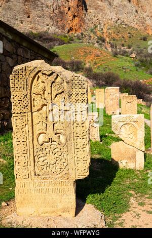 Armenien, Kotayk region, Umgebung von Kraljevo, Amaghou Tal, Kloster Noravank, khatchkars (geschnitzt Memorial Stelen) Stockfoto