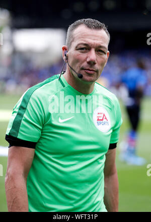 London, Großbritannien. 31. August 2019. Crystal Palace gegen Aston Villa; Schiedsrichter Kevin Freund - Streng redaktionelle Verwendung. Keine Verwendung mit nicht autorisierten Audio-, Video-, Daten-, Spielpläne, Verein/liga Logos oder "live" Dienstleistungen. On-line-in-Match mit 120 Bildern beschränkt, kein Video-Emulation. Keine Verwendung in Wetten, Spiele oder einzelne Verein/Liga/player Publikationen Quelle: Aktion Plus Sport Bilder/Alamy leben Nachrichten Stockfoto