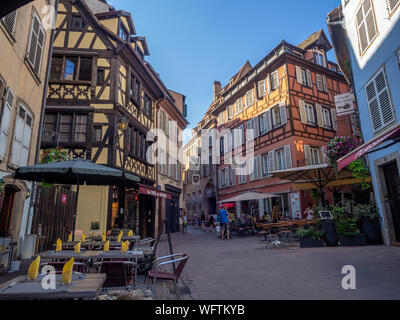 Straßburg, Frankreich - 26. Juli 2018: schöne Gebäude im Herzen von Petite France in Straßburg im französischen Elsass. Viele Strukturen ar Stockfoto