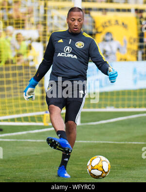 Columbus, Ohio, USA. 31 August, 2019. Columbus Crew SC Torhüter Eloy Zimmer (1) nach dem Aufwärmen vor Chicago Feuer in ihrem Spiel bei Mapfre Stadion. Credit: Brent Clark/Alamy leben Nachrichten Stockfoto