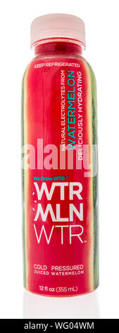 Winneconne, WI - 14. August 2019: eine Flasche WTR MLN WTR Wasser auf einem isolierten Hintergrund Stockfoto