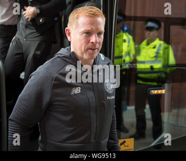 Keltischer Manager Neil Lennon kommt an ibrox vor der Ladbrokes Scottish Premier League Spiel im Ibrox, Glasgow. Stockfoto