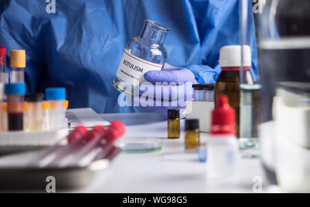 Spezialist Analysen botulismus Proben im Labor, in der konzeptionellen Bild Stockfoto