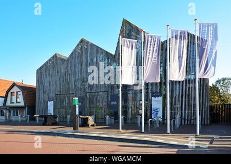 Oudeschild Texel / Niederlande - August 2019: Außerhalb des Museums "Kaap Skil', enthält eine Sammlung von Meer Archäologie und gestrandet waren Stockfoto