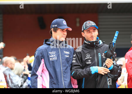 Spa, Belgien. 01 Sep, 2019. 1. September 2019; Spa-Francorchamps Rennstrecke, Stavelot, Belgien; Formel 1 Grand Prix von Belgien, Race Day; ROKiT Williams Racing, Robert Kubica und SportPesa Racing Point, Lance Spaziergang während der Treiber Parade - redaktionelle Verwendung. Credit: Aktion Plus Sport Bilder/Alamy leben Nachrichten Stockfoto