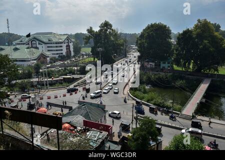 Srinagar, Indien. 01 Sep, 2019. Blick auf die Straßen während der Schließung in Srinagar. Kaschmir-tal blieb für die 24 nachfolgenden Tag nach Aufhebung der besondere Status von Jammu und Kaschmir und die Bifurkation. Credit: SOPA Images Limited/Alamy leben Nachrichten Stockfoto